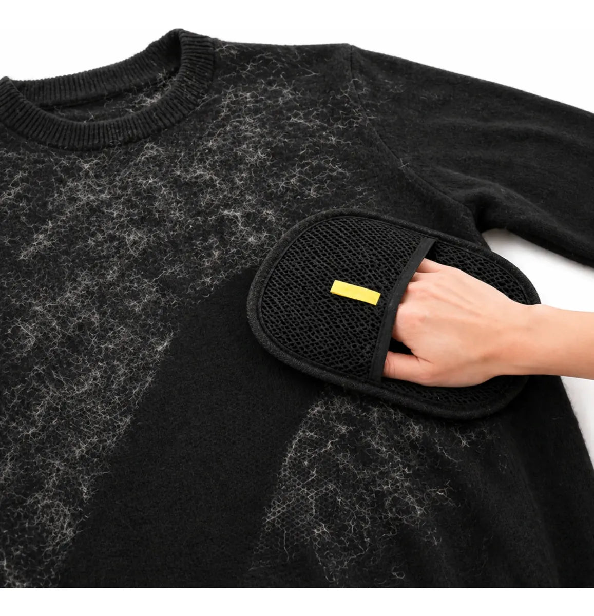 Pasalo por el sillón, la ropa o el acolchado